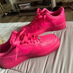 Like new pink Air Force 1s